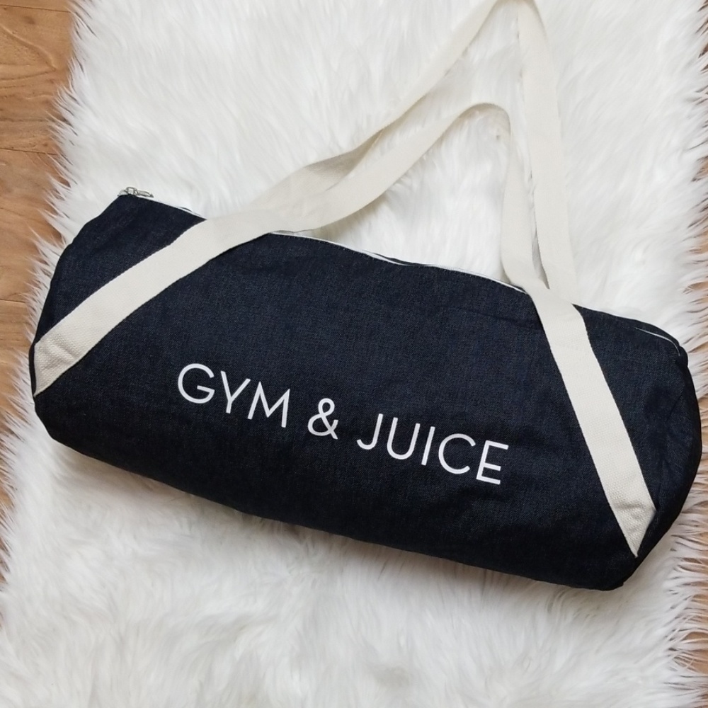 📍NWOT | GYM & JUICE Duffle Bag - Picture 1 of 8